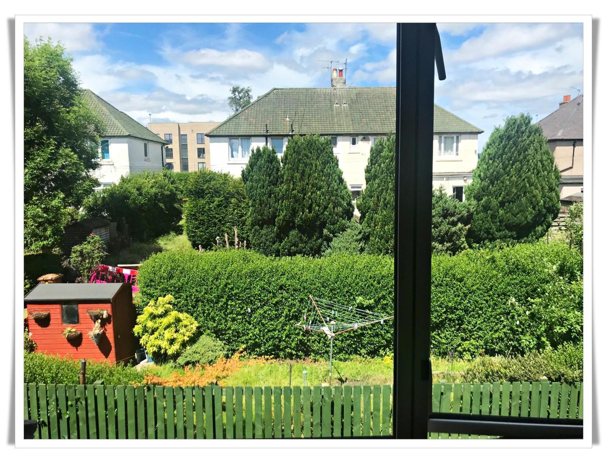 Bright & Spacious Double Room With Garden View- Close To Airport & City Centre EDI Buitenkant foto